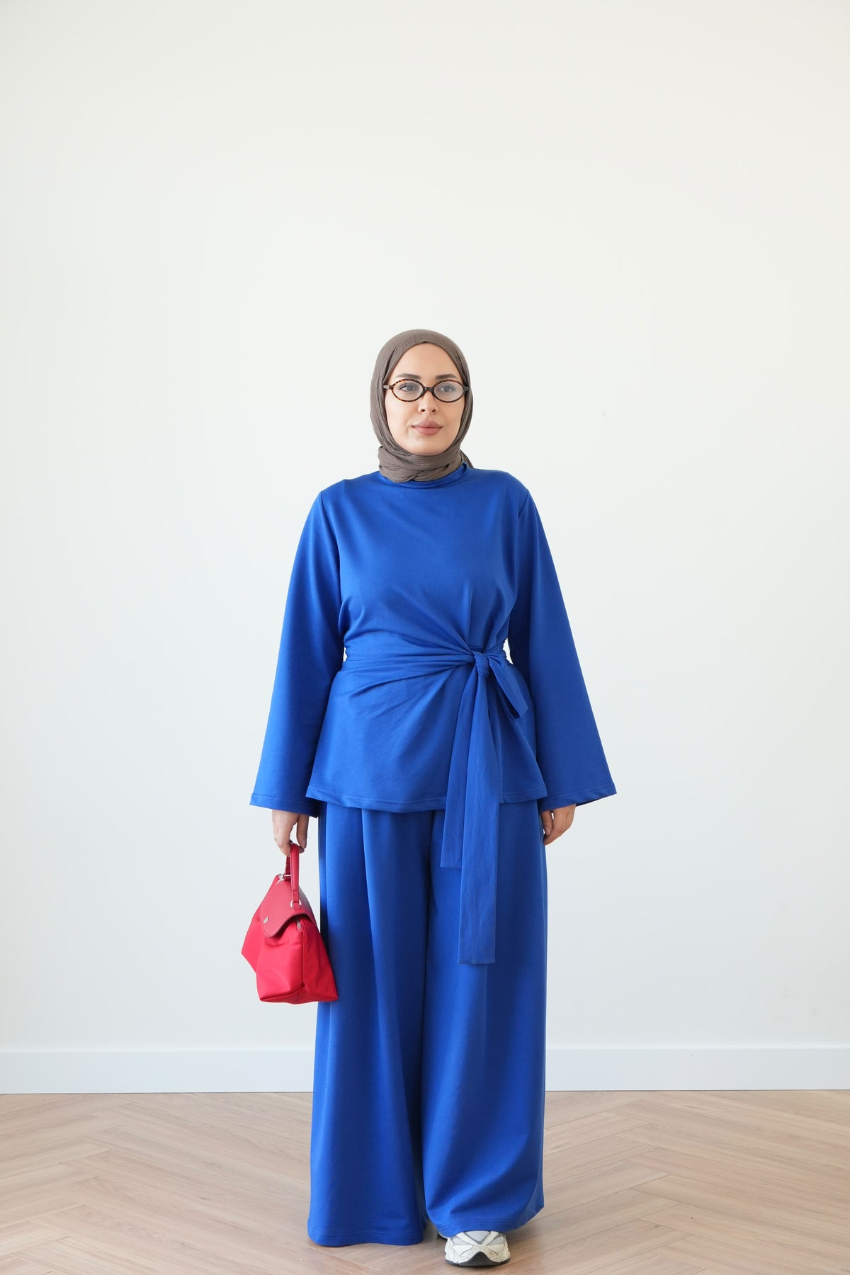 طقم جميل وعملي T-8052