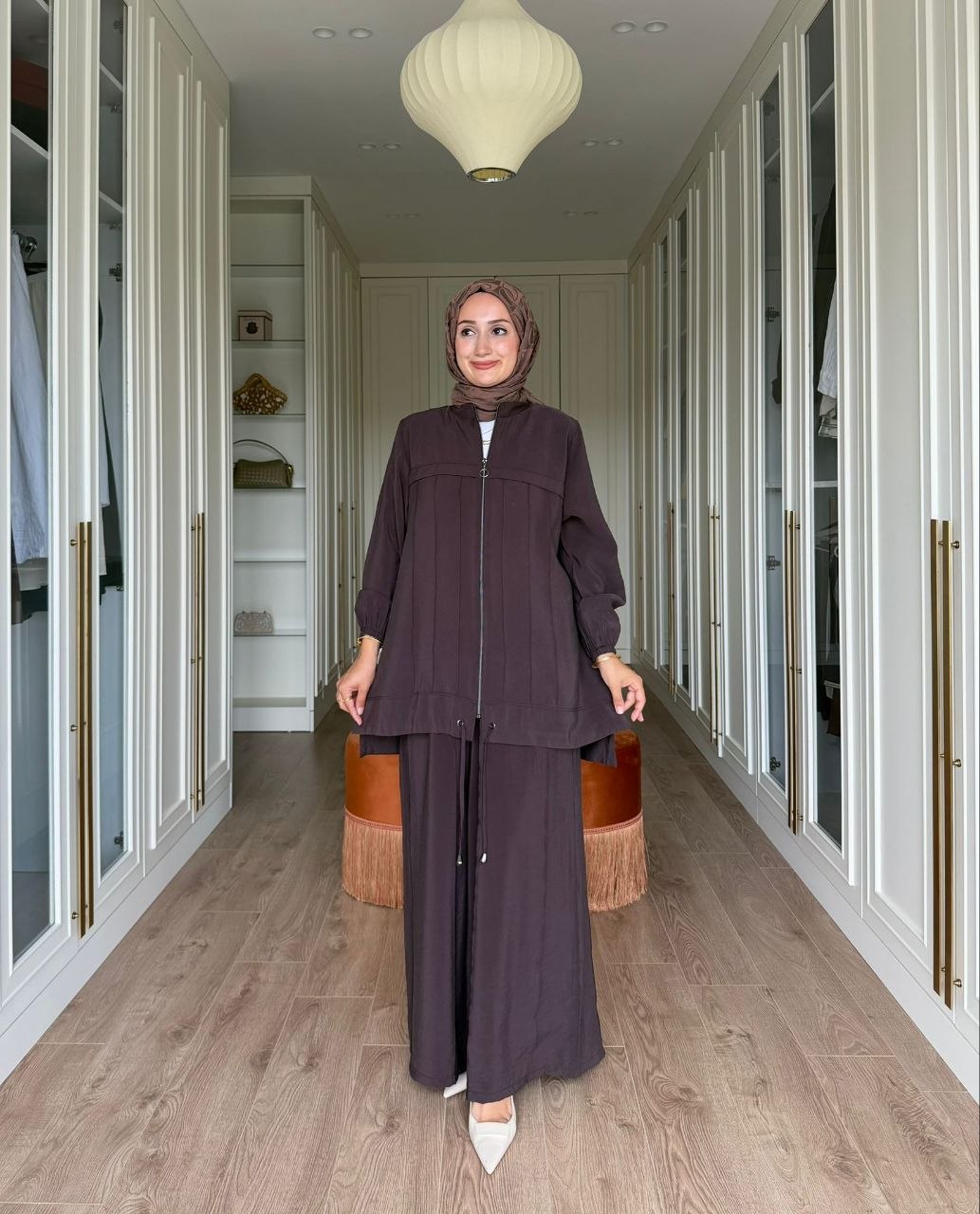 H-1890 طقم مميز وانيق