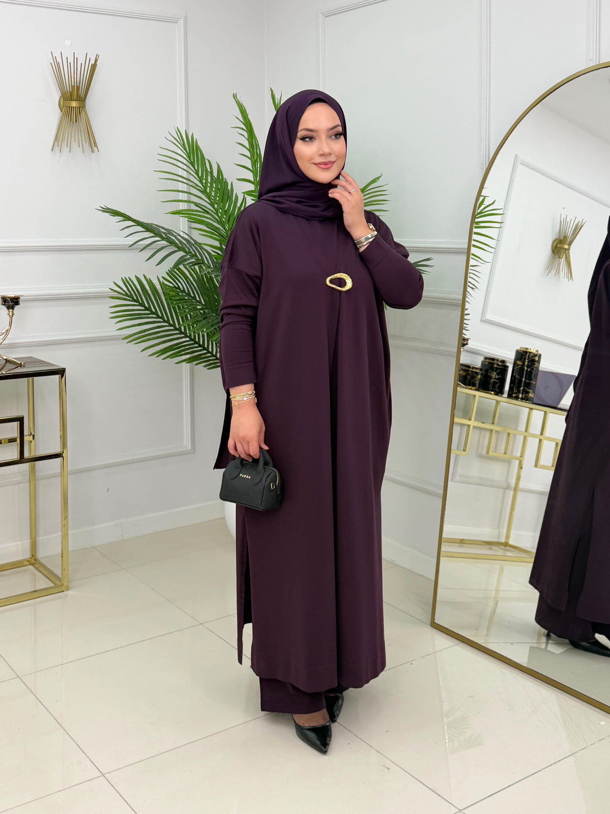 طقم أنيق يجمع بين الرقي والفخامة L-5970