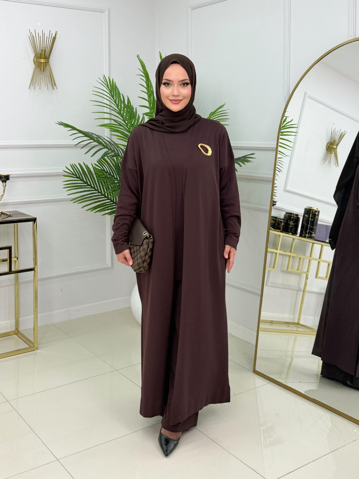 طقم أنيق يجمع بين الرقي والفخامة L-5970
