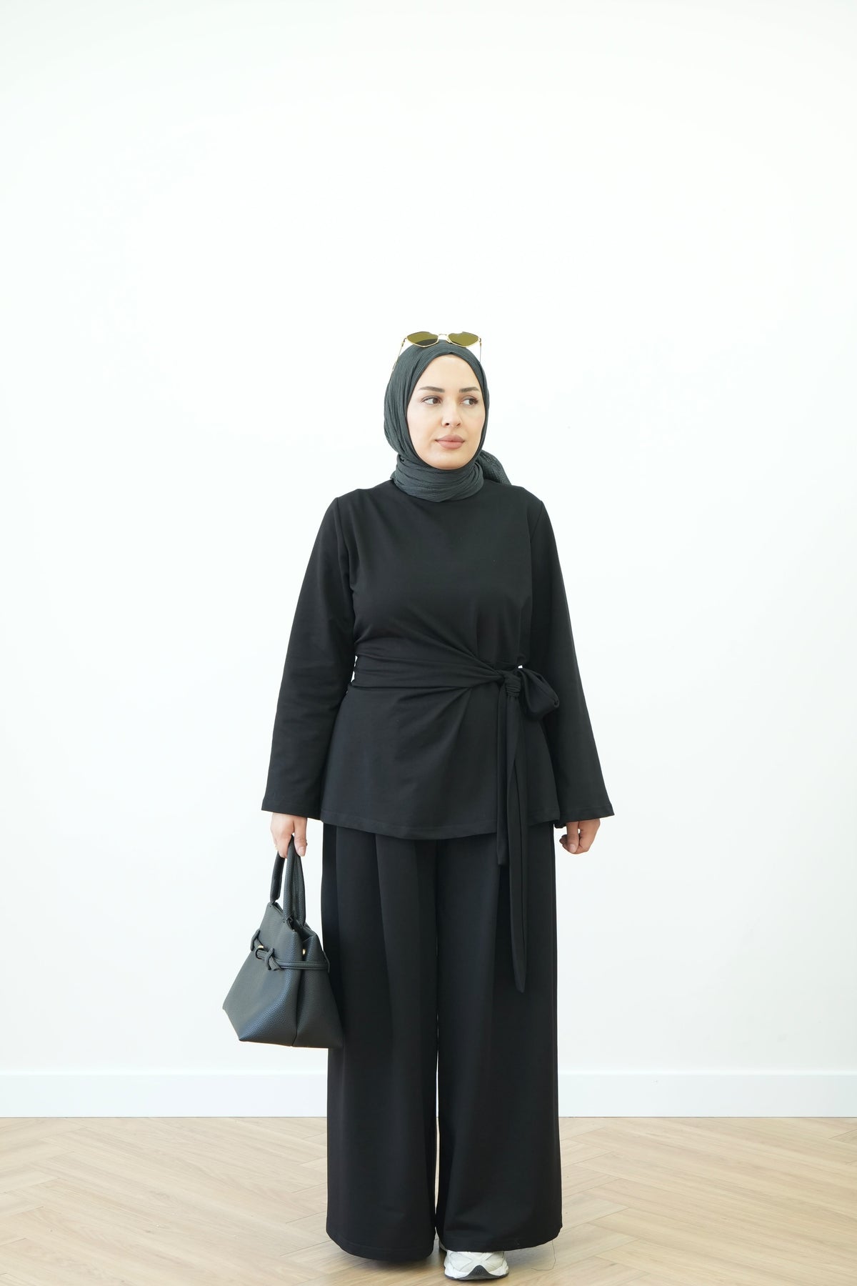 طقم جميل وعملي T-8052