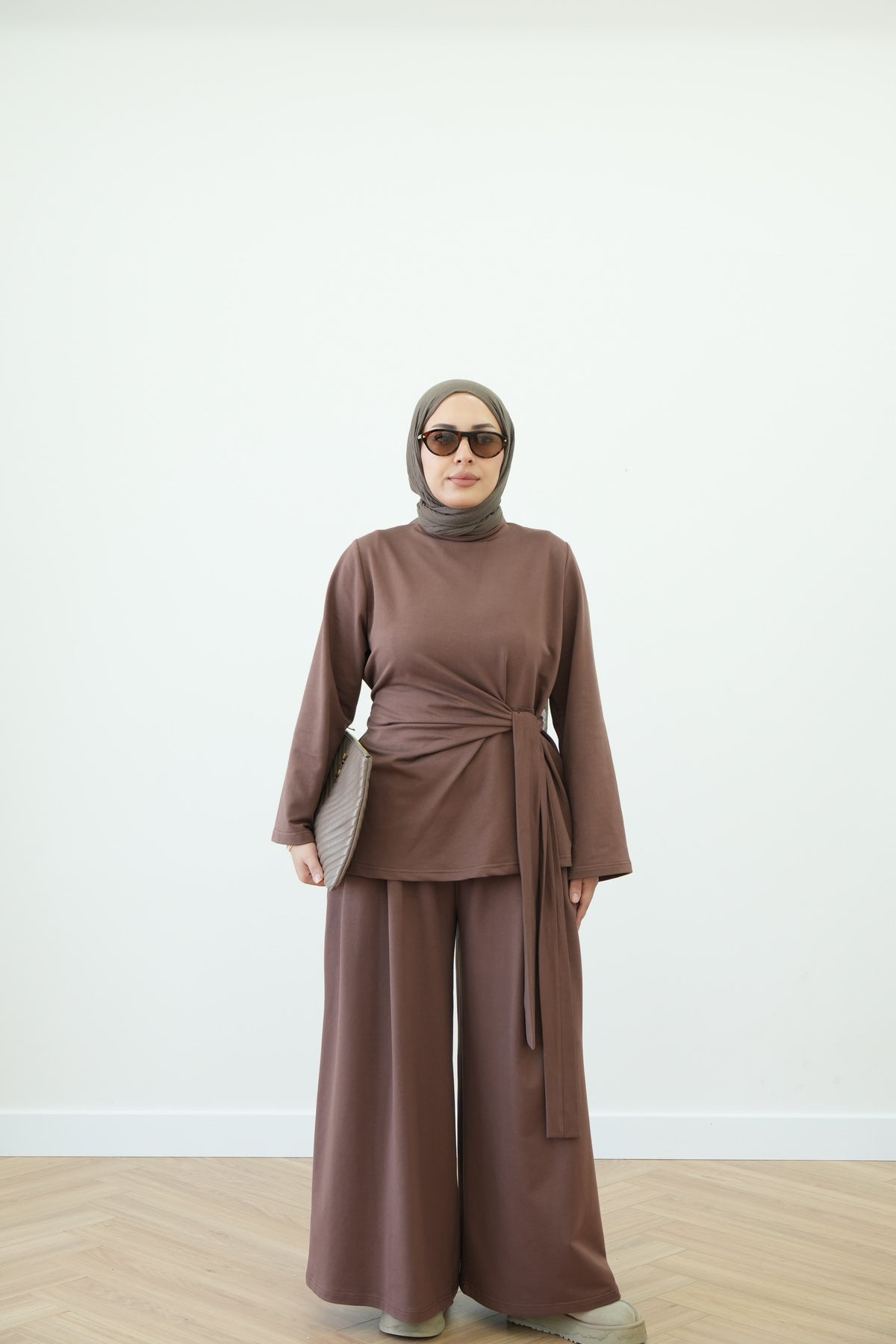 طقم جميل وعملي T-8052