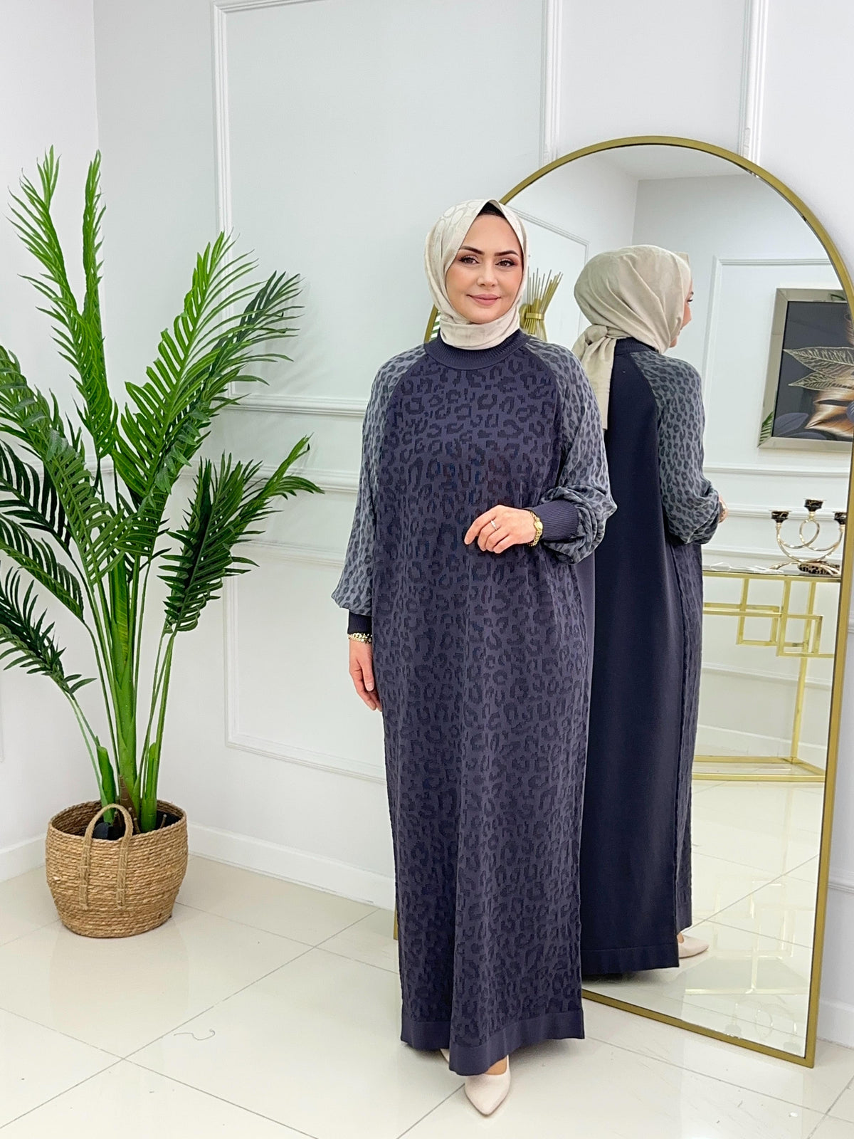 فستان أنيق وعملي  L-9076