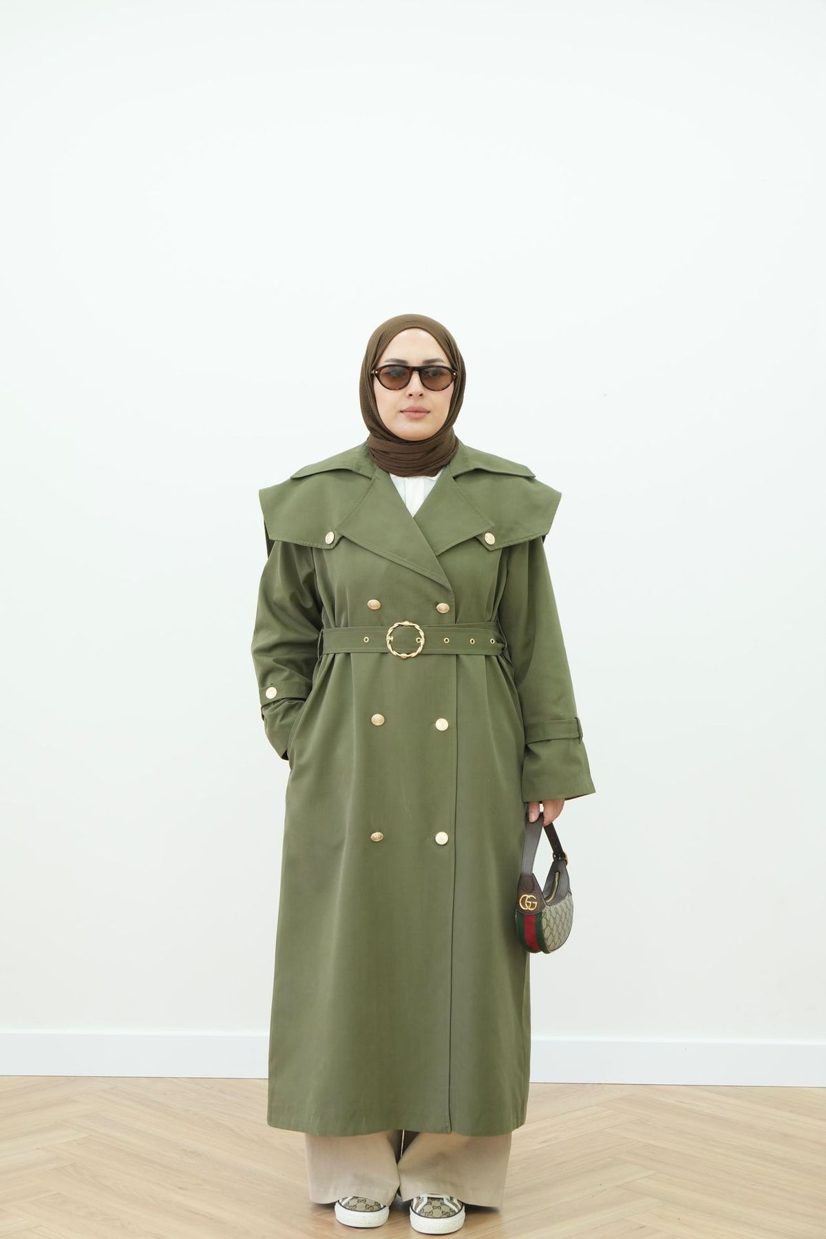 ترانشكوت أنيق ومميز T-8021