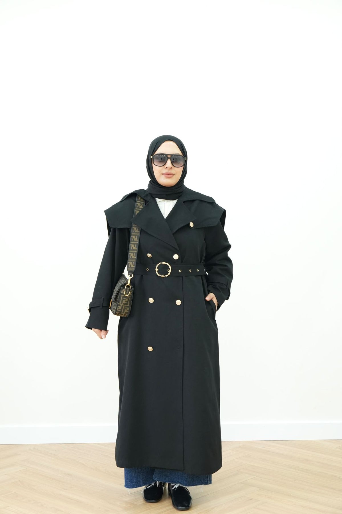 ترانشكوت أنيق ومميز T-8021