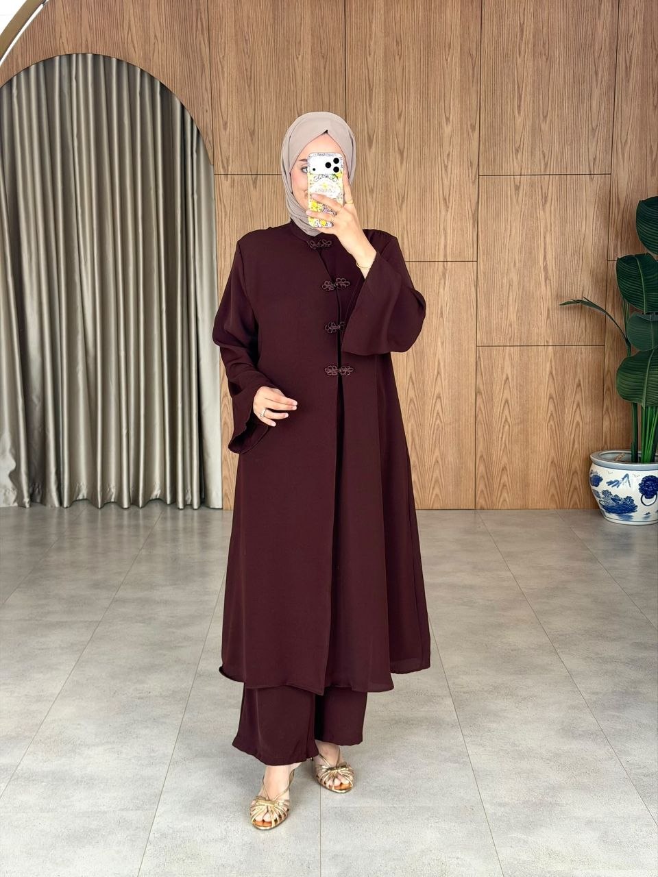 H-1873 طقم مميز وانيق