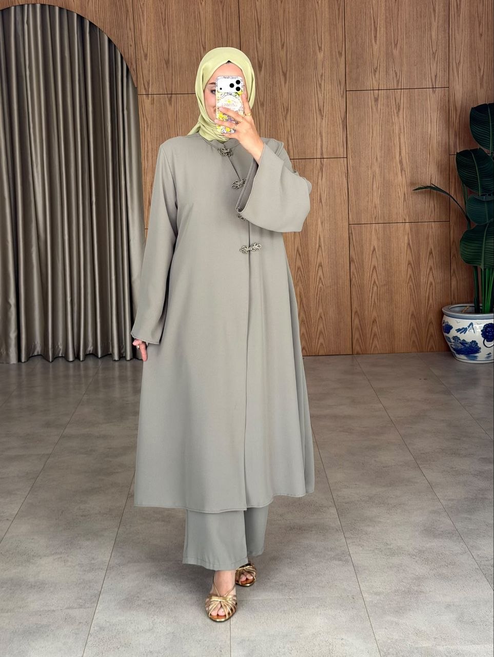 H-1873 طقم مميز وانيق