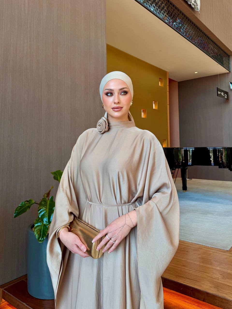 هالقطعة حتكون مرافقتكم بكل المناسبات K-5021