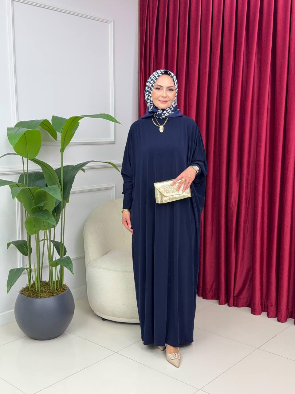 فستان عملي وبارد L-0318