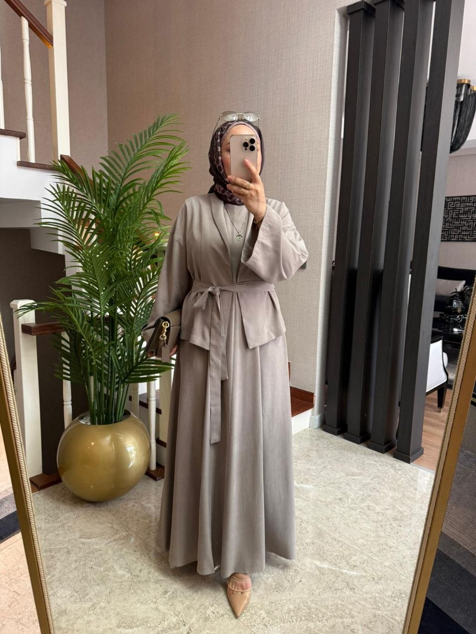 طقم انيق ومميز من قطعتين T-7056