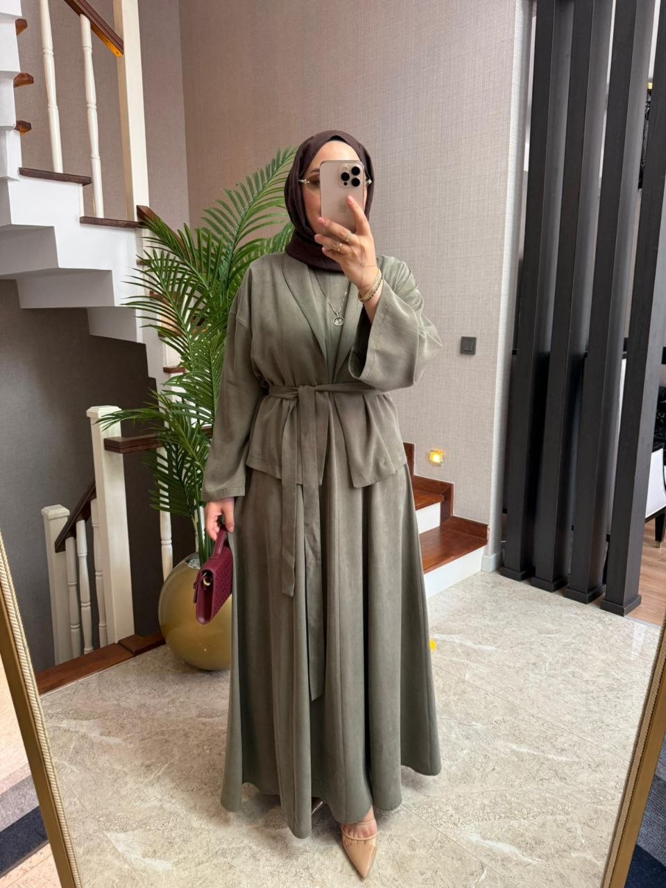 طقم انيق ومميز من قطعتين T-7056