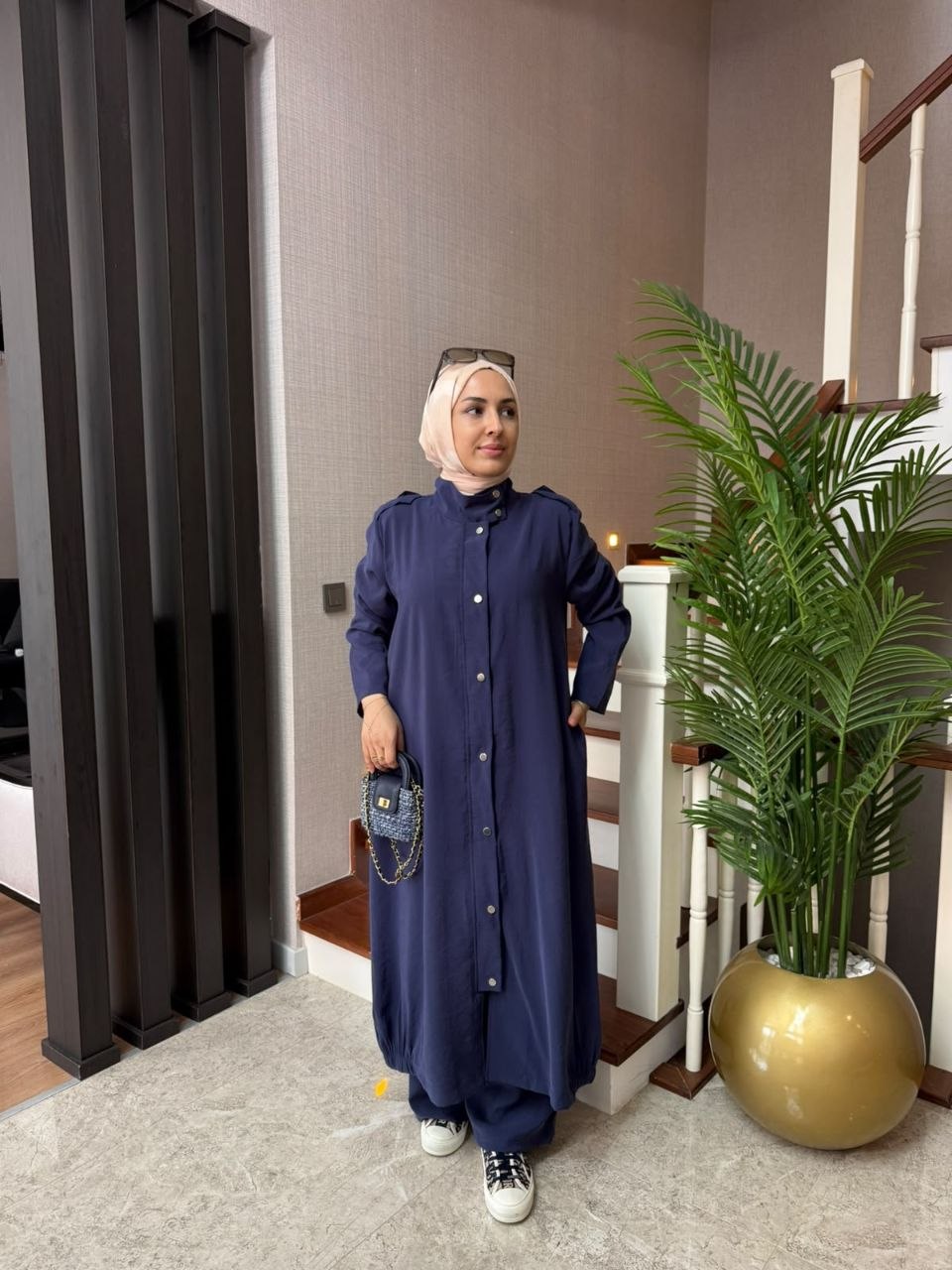 طقم انيق وفخم من قطعتين T-7052