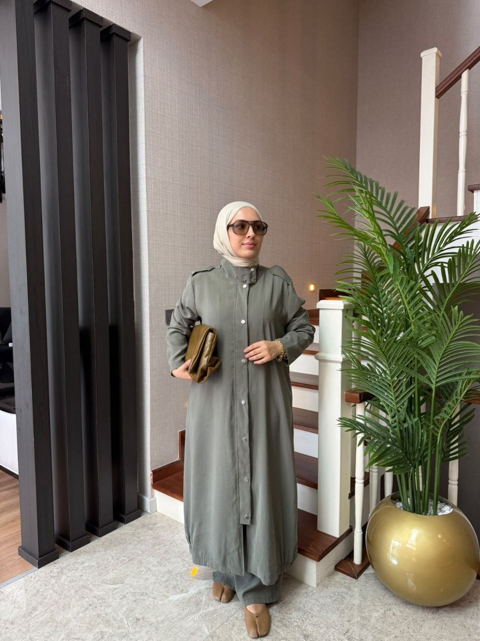 طقم انيق وفخم من قطعتين T-7052