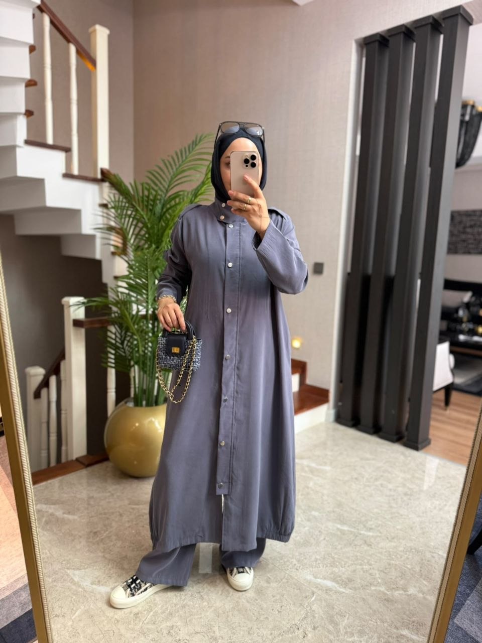 طقم انيق وفخم من قطعتين T-7052