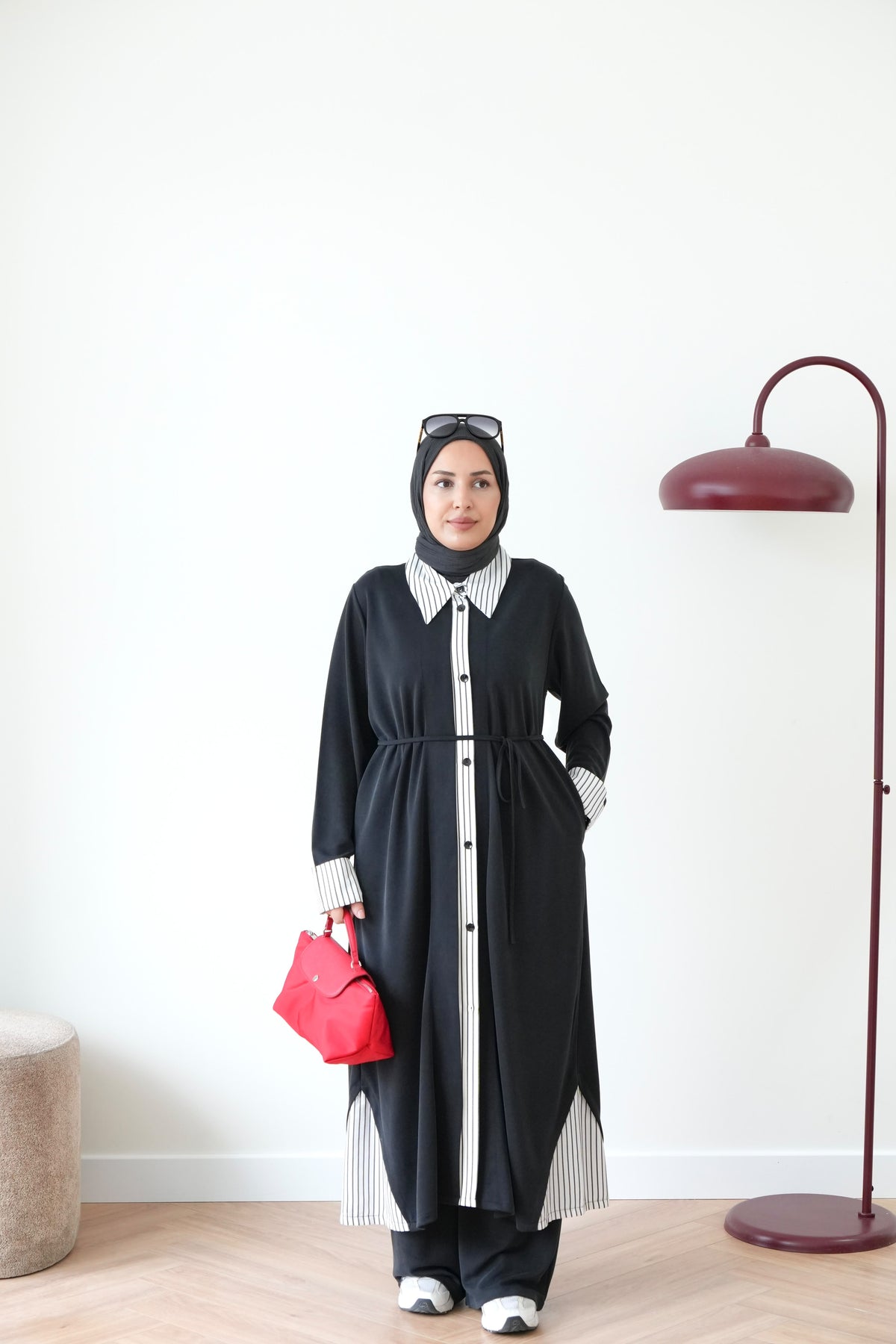 طقم مميز جدًا يجمع بين الأناقة والراحة T-8015