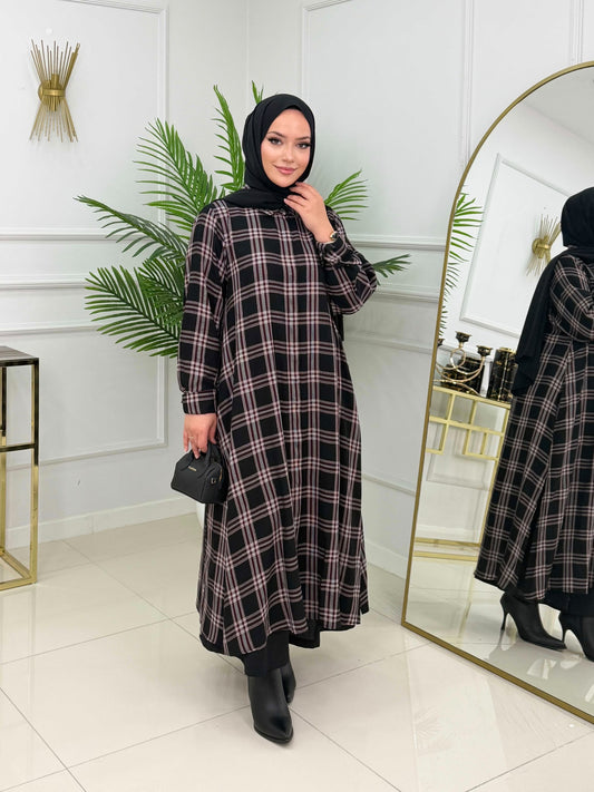 قميص بتصميم أنيق ونقشة كاروهات جذابة L-1056